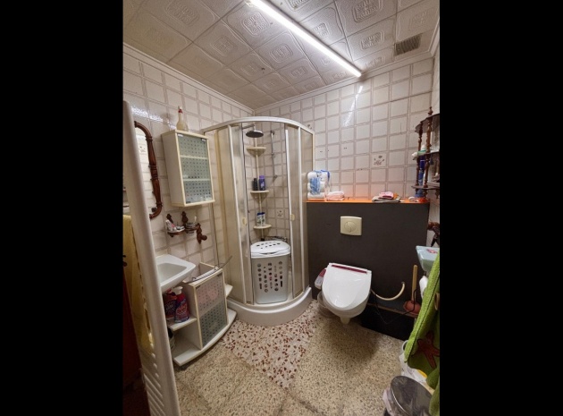 Wederverkoop - Herenhuis - Torrevieja - Torrevieja Centro