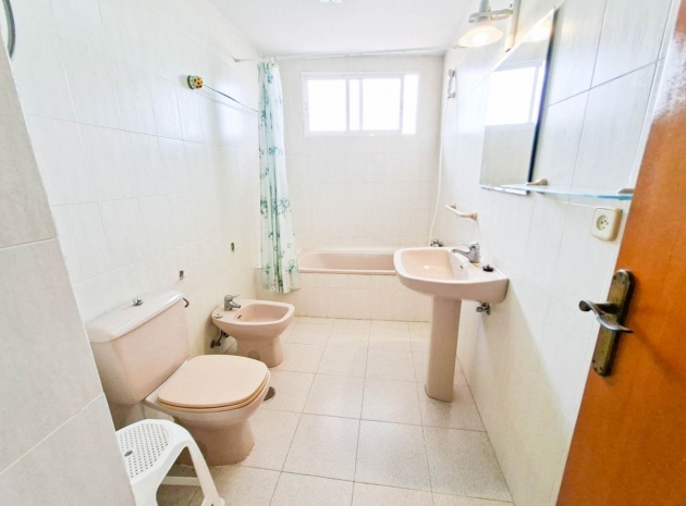 Wederverkoop - Appartement - Torrevieja - Torrevieja Centro