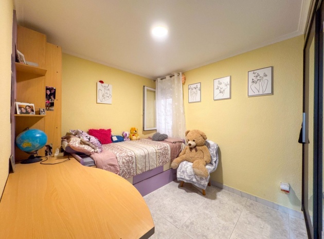 Återförsäljning - Lägenhet - Torrevieja - Torrevieja Centro