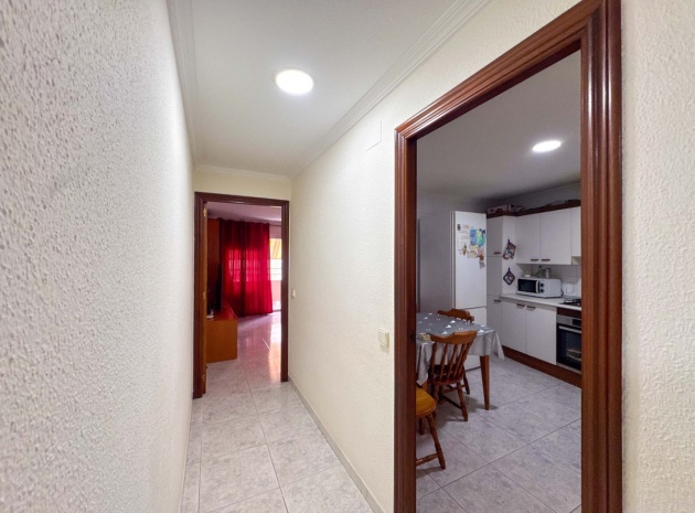 Återförsäljning - Lägenhet - Torrevieja - Torrevieja Centro