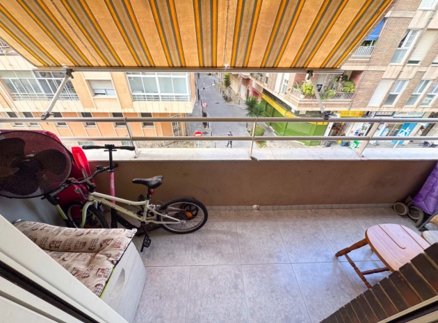 Återförsäljning - Lägenhet - Torrevieja - Torrevieja Centro