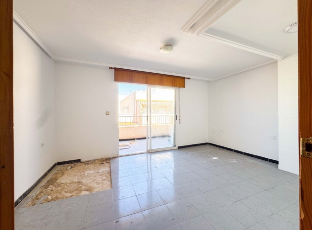 Wiederverkauf - Wohnung - Torrevieja - Playa De Los Locos
