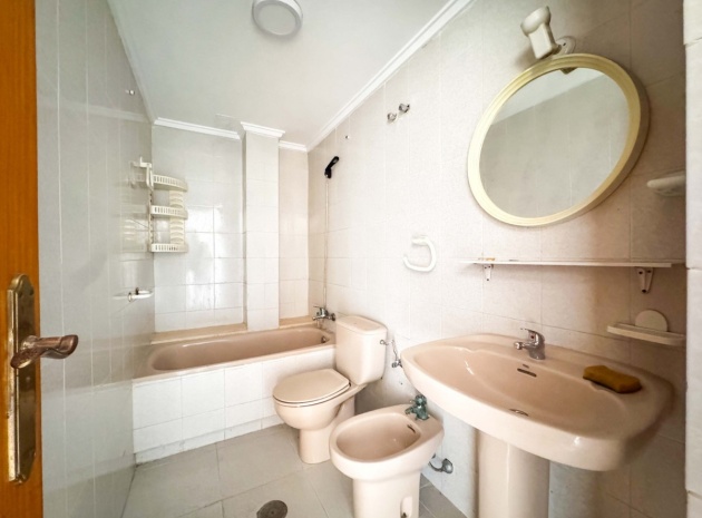 Wiederverkauf - Wohnung - Torrevieja - Playa De Los Locos
