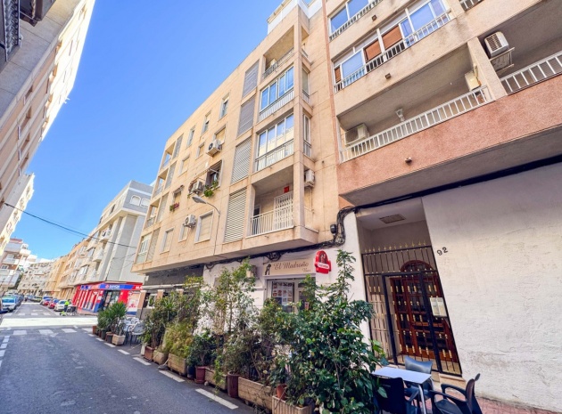 Wiederverkauf - Wohnung - Torrevieja - Playa De Los Locos