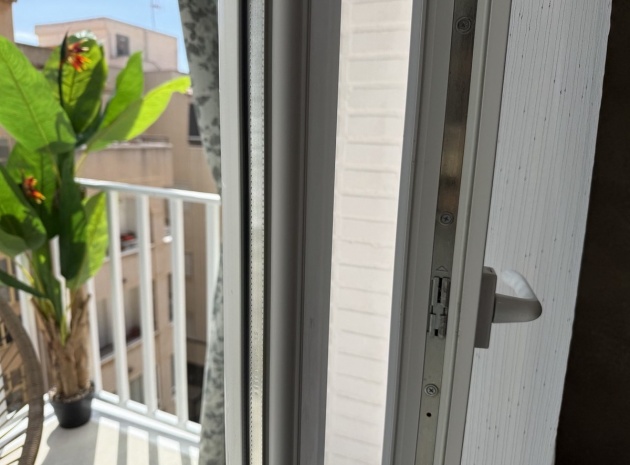 Wiederverkauf - Wohnung - Torrevieja - Playa Del Cura