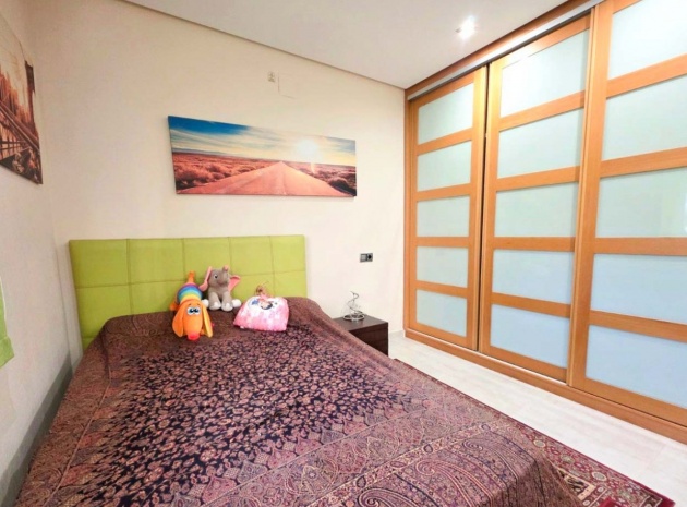 Resale - Villa - Orihuela - Campoamor