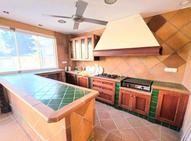 Resale - Villa - Orihuela - Campoamor