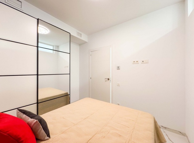 Wiederverkauf - Wohnung - Torrevieja - Playa Del Cura