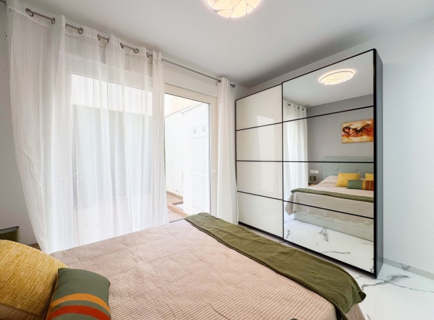 Wiederverkauf - Wohnung - Torrevieja - Playa Del Cura