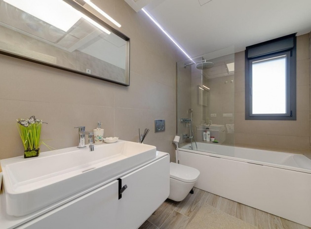 Wiederverkauf - Villa - Torrevieja - Torrevieja Centro