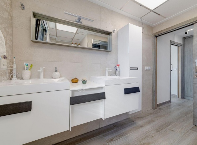 Wiederverkauf - Villa - Torrevieja - Torrevieja Centro