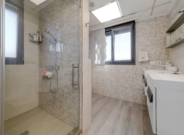 Wiederverkauf - Villa - Torrevieja - Torrevieja Centro