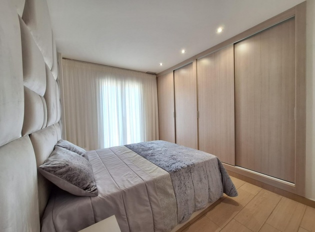 Resale - Villa - Torrevieja - Torrevieja Centro