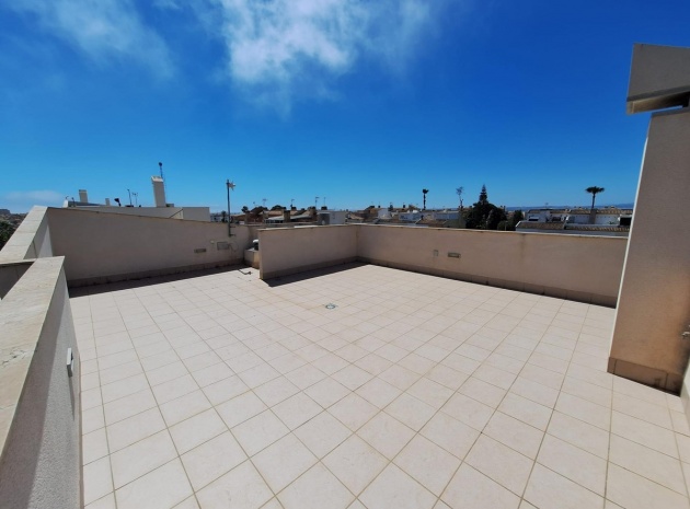 Resale - Villa - Torrevieja - Torrevieja Centro