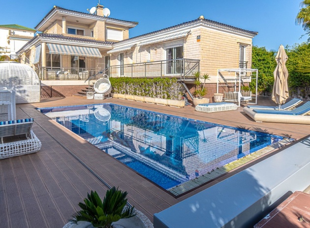 Wiederverkauf - Villa - Torrevieja - Torrevieja Centro