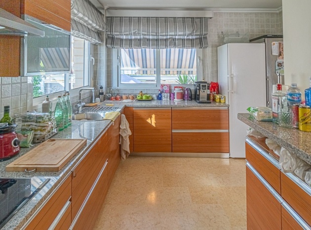 Wiederverkauf - Villa - Torrevieja - Torrevieja Centro