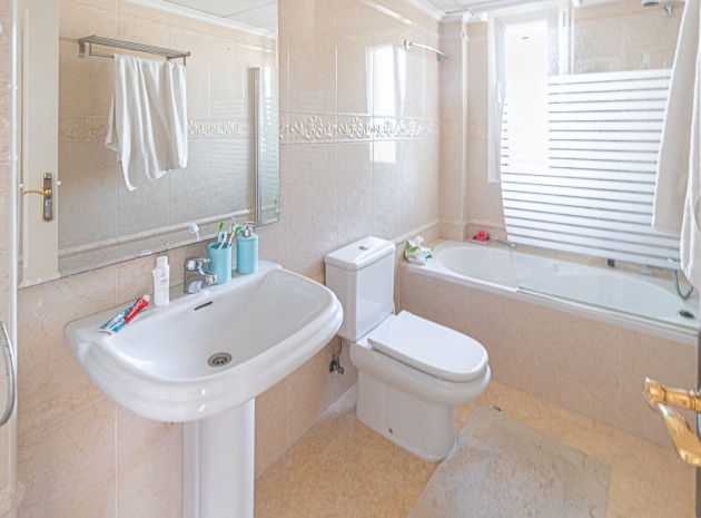Wiederverkauf - Villa - Torrevieja - Torrevieja Centro