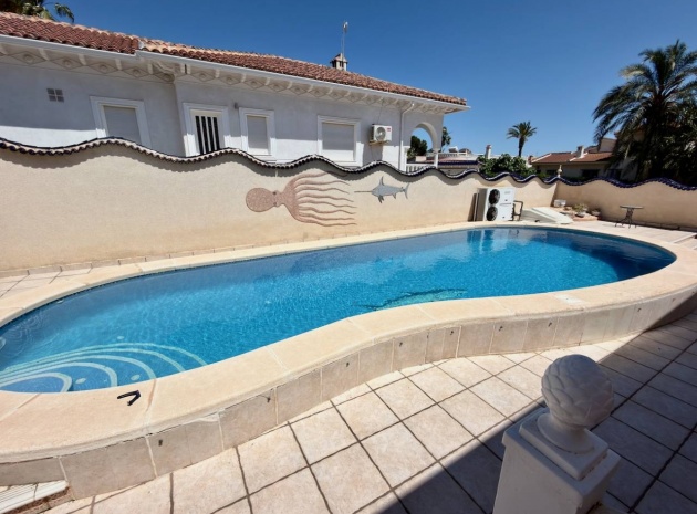 Wederverkoop - Villa - Ciudad Quesada - Urbanizaciones