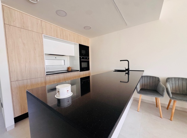 Resale - Apartment - Guardamar del Segura - El Raso
