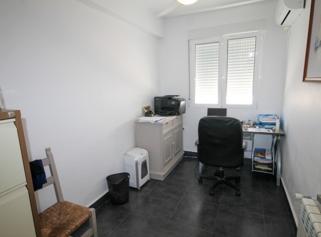 Resale - Villa - San Miguel de Salinas - San Miguel De Salinas
