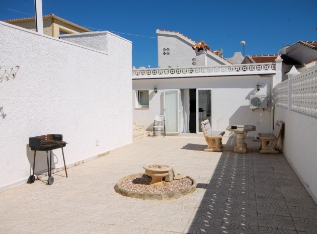 Resale - Villa - San Miguel de Salinas - San Miguel De Salinas