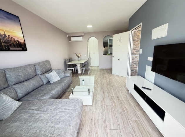 Resale - Apartment - Villamartin