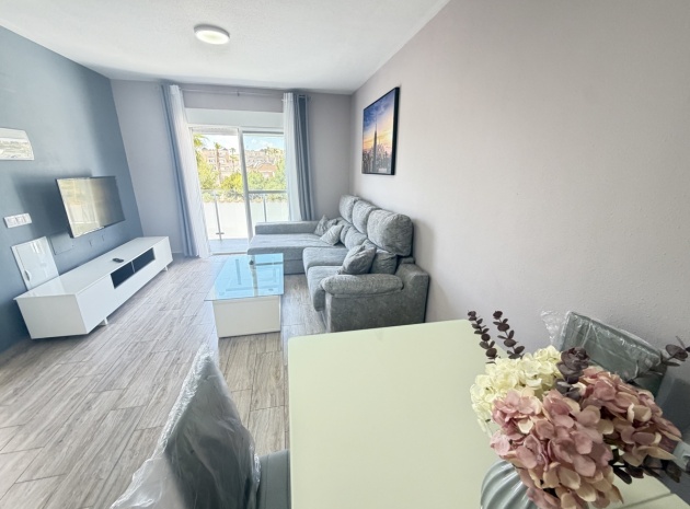 Resale - Apartment - Villamartin