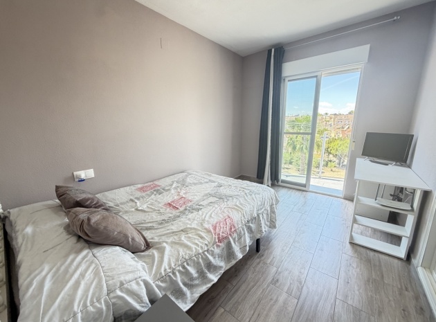 Resale - Apartment - Villamartin