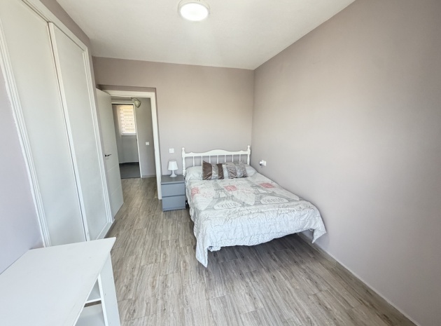 Resale - Apartment - Villamartin