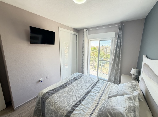 Resale - Apartment - Villamartin