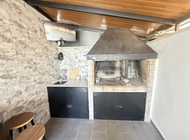 Resale - Apartment - Villamartin