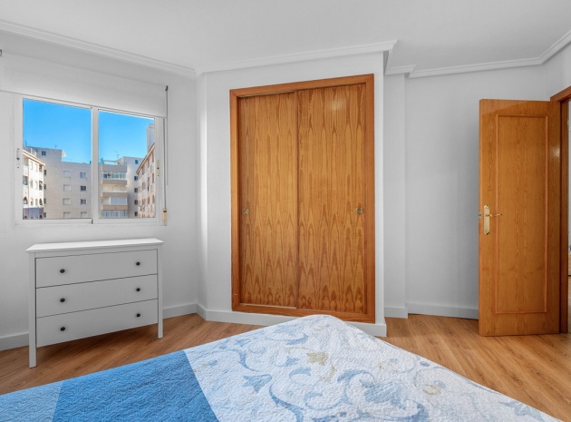 Wederverkoop - Appartement - Torrevieja - Torrevieja Centro