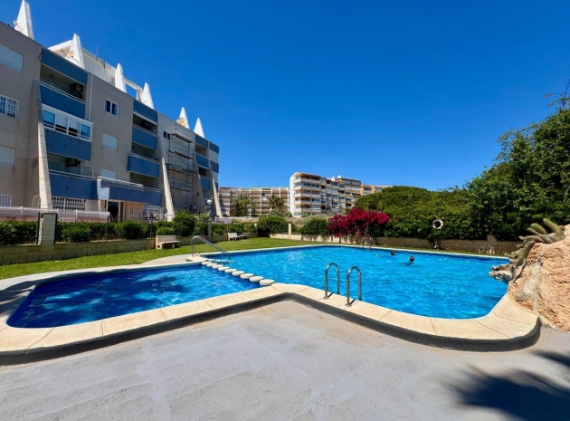 Resale - Apartment - Torrevieja - Torrevieja Centro
