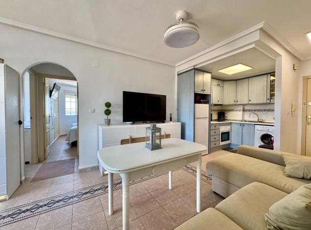 Resale - Apartment - Torrevieja - Torrevieja Centro