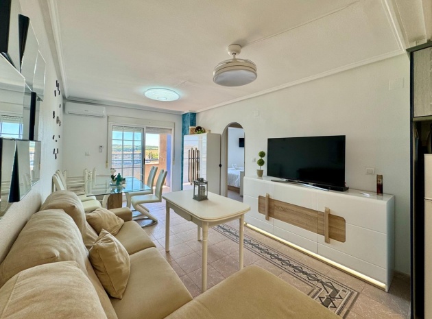 Resale - Apartment - Torrevieja - Torrevieja Centro