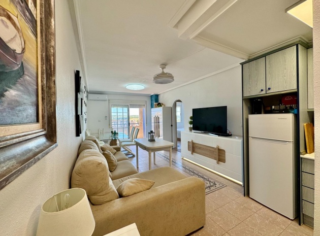 Resale - Apartment - Torrevieja - Torrevieja Centro