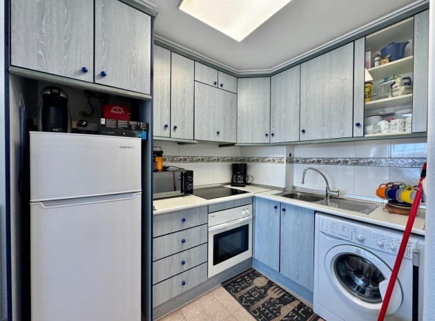 Resale - Apartment - Torrevieja - Torrevieja Centro