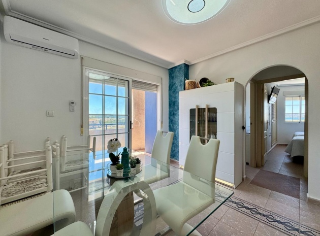 Resale - Apartment - Torrevieja - Torrevieja Centro