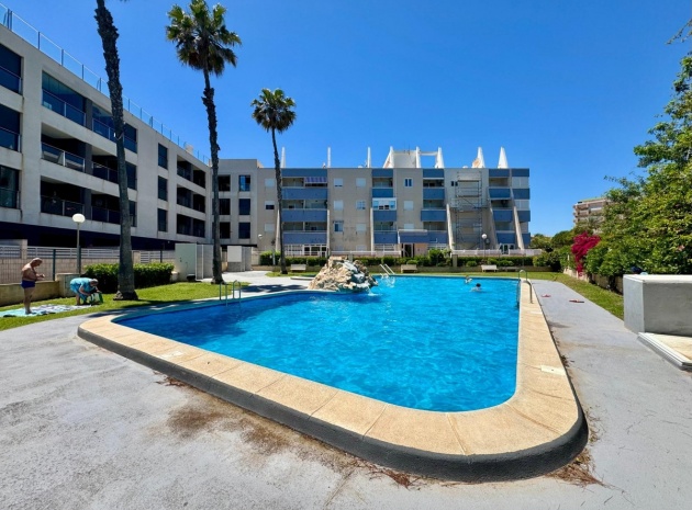 Resale - Apartment - Torrevieja - Torrevieja Centro