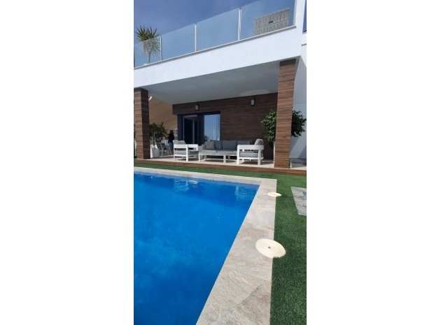 Återförsäljning - Villa - San Miguel de Salinas - Vistabella Golf