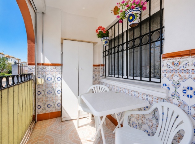 Resale - Villa - Torrevieja - Torrevieja Centro