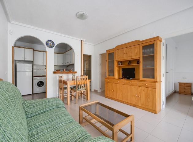 Resale - Villa - Torrevieja - Torrevieja Centro
