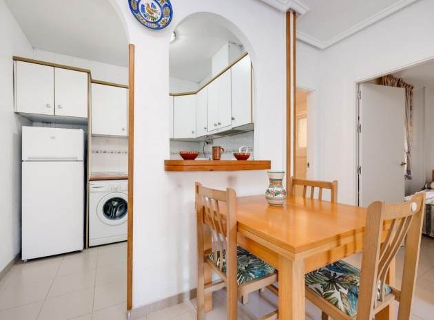 Resale - Villa - Torrevieja - Torrevieja Centro