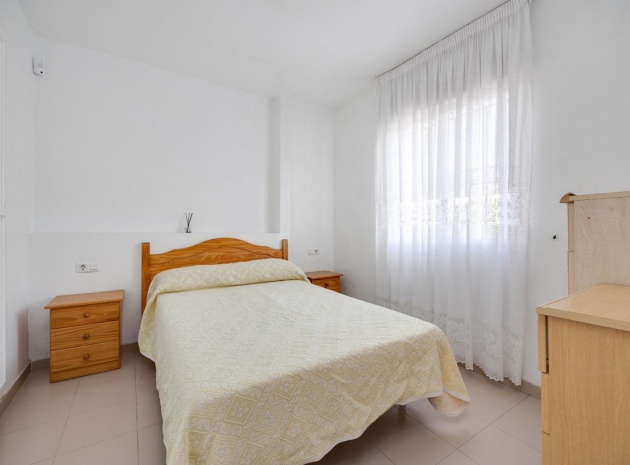 Resale - Villa - Torrevieja - Torrevieja Centro