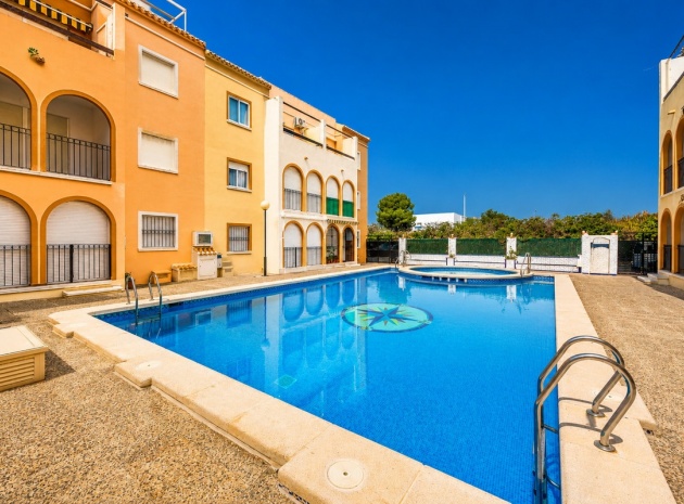 Resale - Villa - Torrevieja - Torrevieja Centro