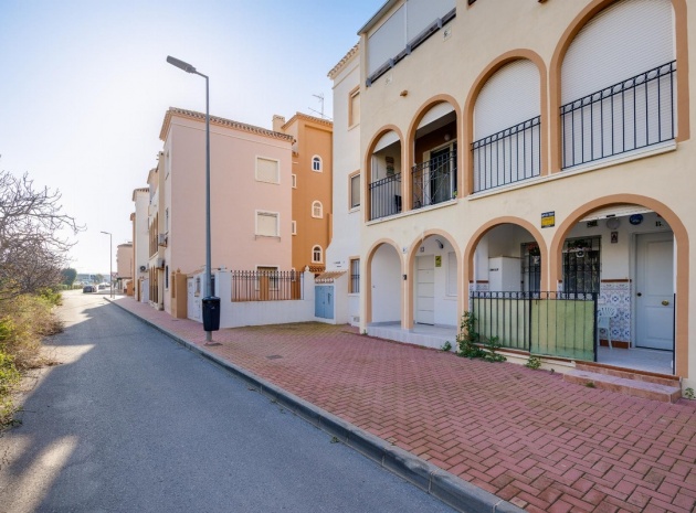 Resale - Villa - Torrevieja - Torrevieja Centro