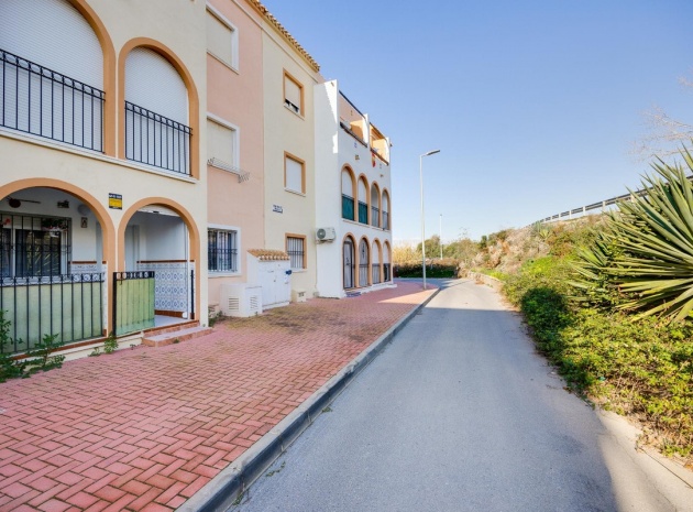 Resale - Villa - Torrevieja - Torrevieja Centro