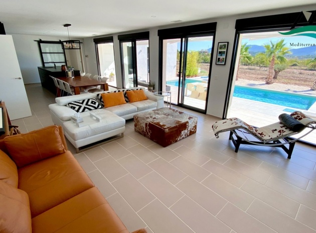 Revente - Villa - Hondón de las Nieves - Hondón de las Nieves Centro