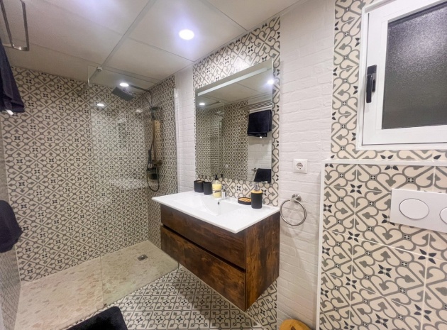 Revente - Appartement - Torrevieja - Torrevieja Centro