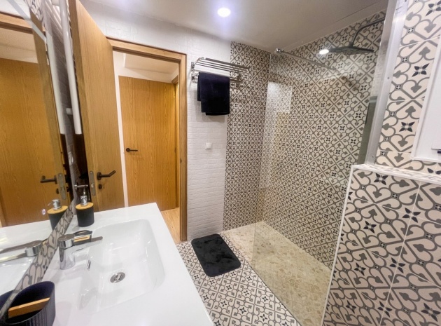 Revente - Appartement - Torrevieja - Torrevieja Centro